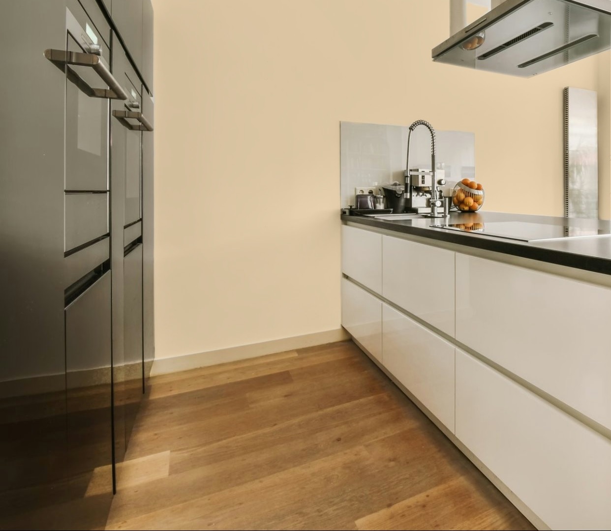 arancio-chiaro-cucina-MaxMeyer
